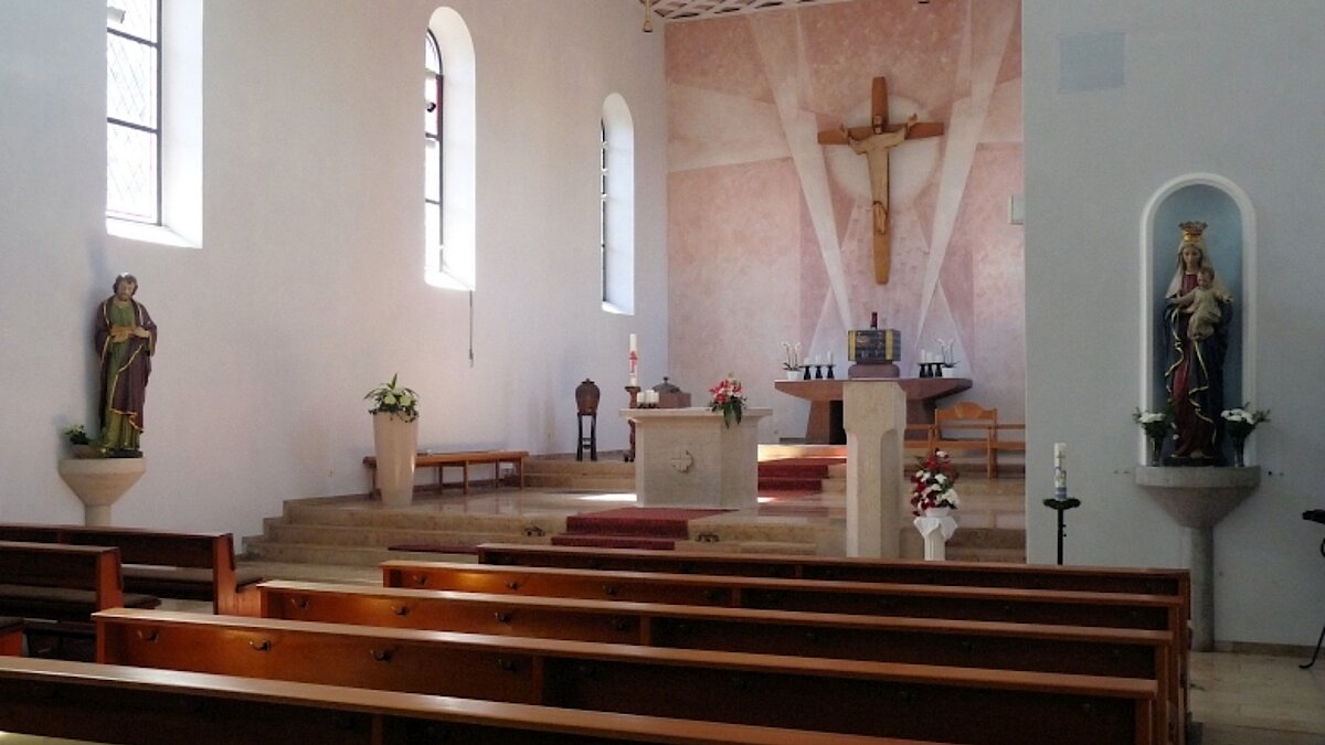KIRCHE WIN INT 2 Küsterinnen verabschieden sich