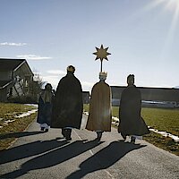 Kleine & große Könige und Königinnen beim Sternsingertag